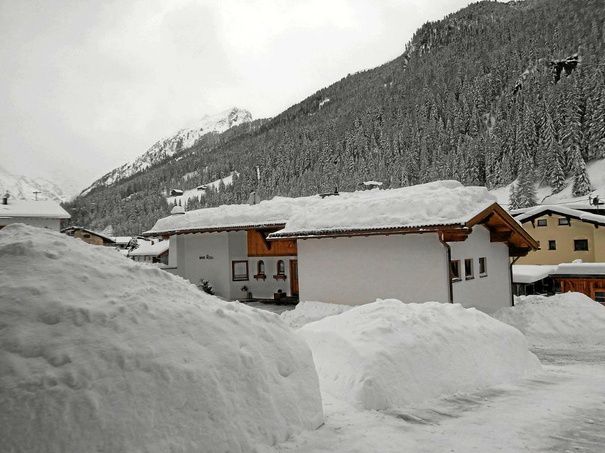 Haus Rosi Apartment Sankt Leonhard im Pitztal Bagian luar foto